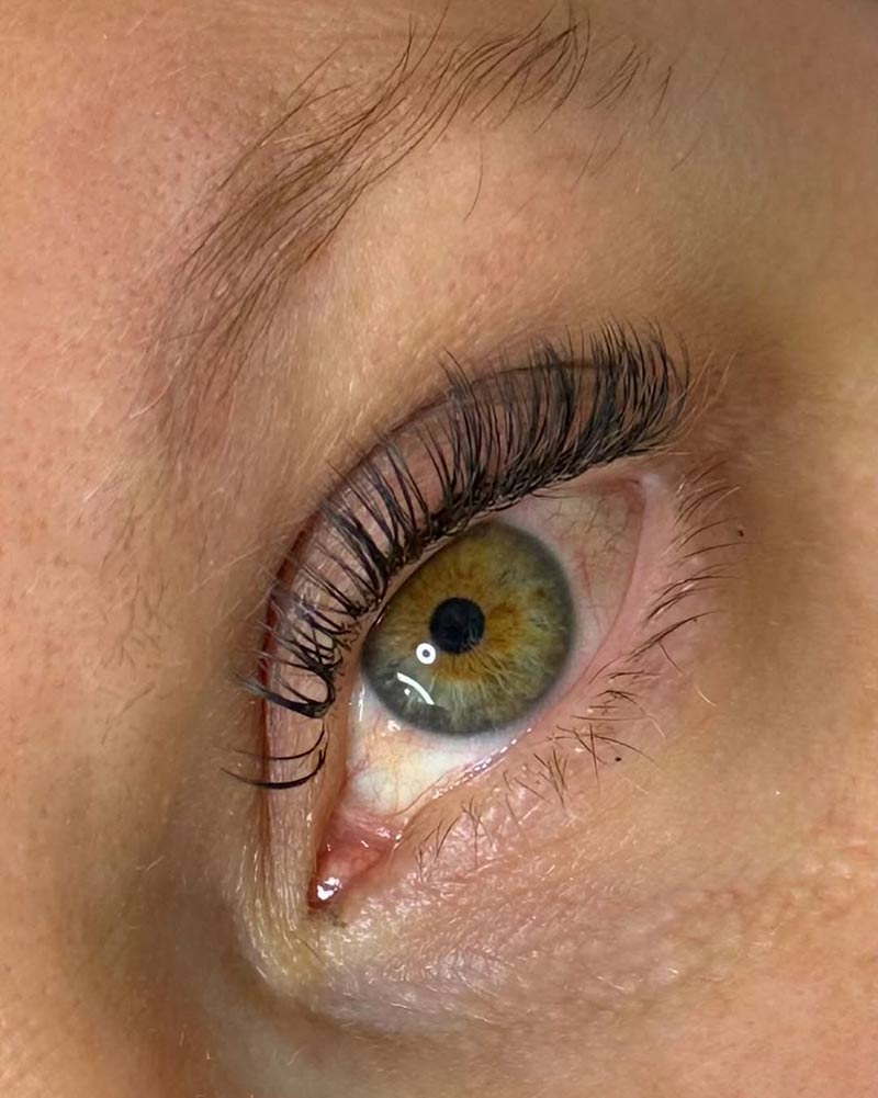 Teinture sourcils